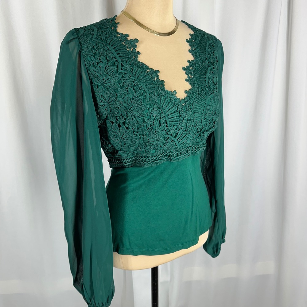 Boston Proper Green Crochet Lace Top Size M Sheer Sleeve Blouse V Neck